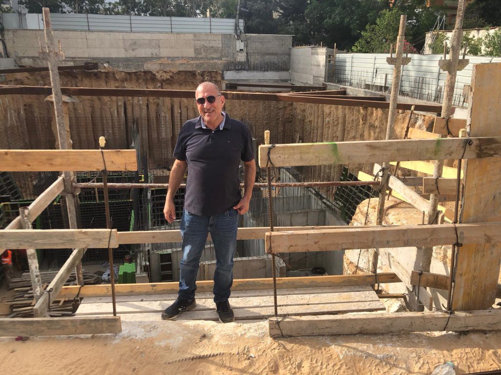 מאיר דוידי | יזם נדל"ן, קבלן ומומחה להתחדשות עירונית